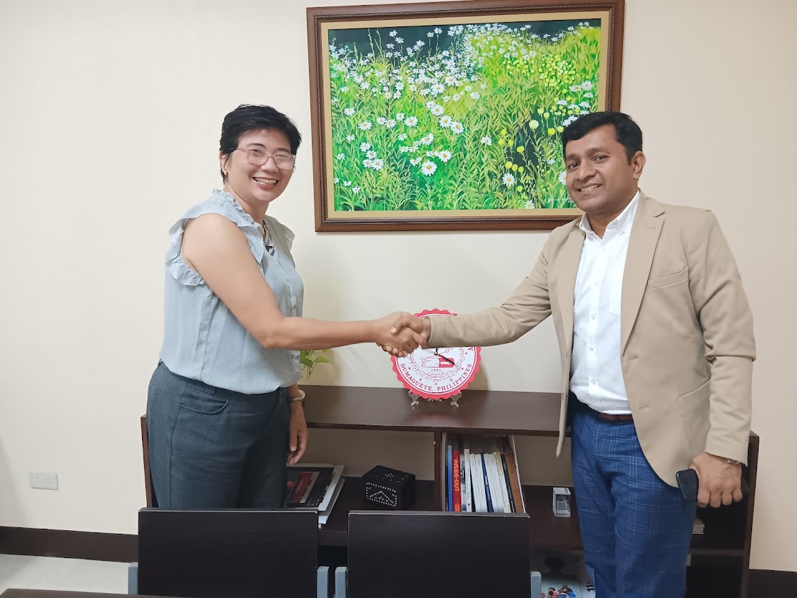 Foundation-University-Scholarsip-Program-5
